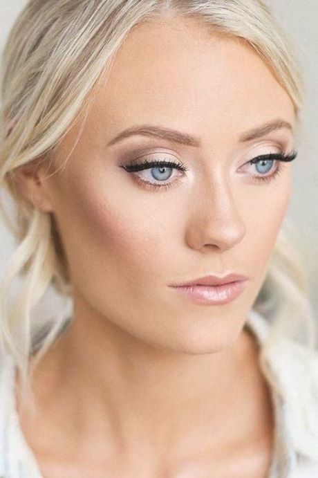 makeup-tutorial-blondes-blue-eyes-04_15 Make-up tutorial Blondjes blauwe ogen