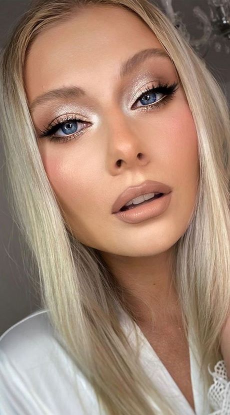 Zilveren make-up tutorial voor bruine ogen