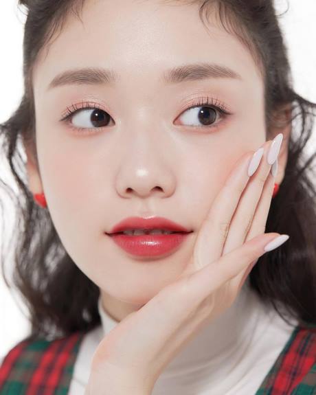 yoona-eye-makeup-tutorial-47_13 Yoona oog make-up tutorial