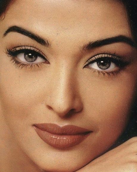 aishwarya-rai-makeup-tutorial-31_4 Aishwarya Rai make-up tutorial