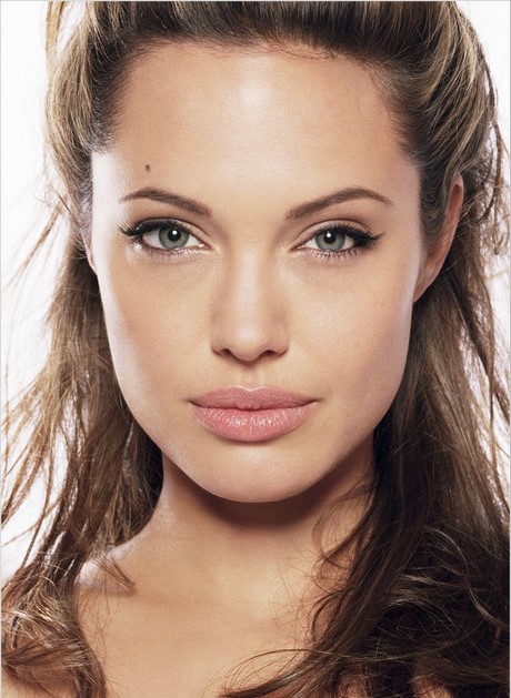angelina-jolie-makeup-tutorial-09_9 Angelina jolie make-up les