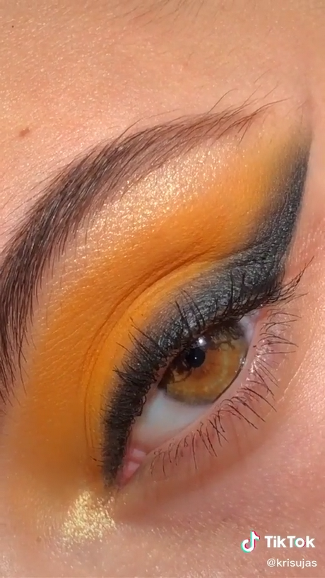 black-eye-makeup-tutorial-77 Les voor Blauw Oog make-up
