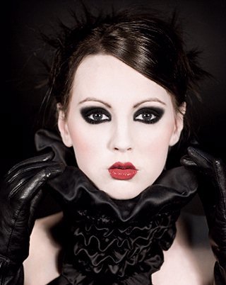 goth-makeup-tips-19_6 Goth make-up tips