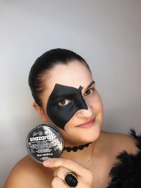 masquerade-makeup-tutorial-70_18 Masquerade make-up tutorial