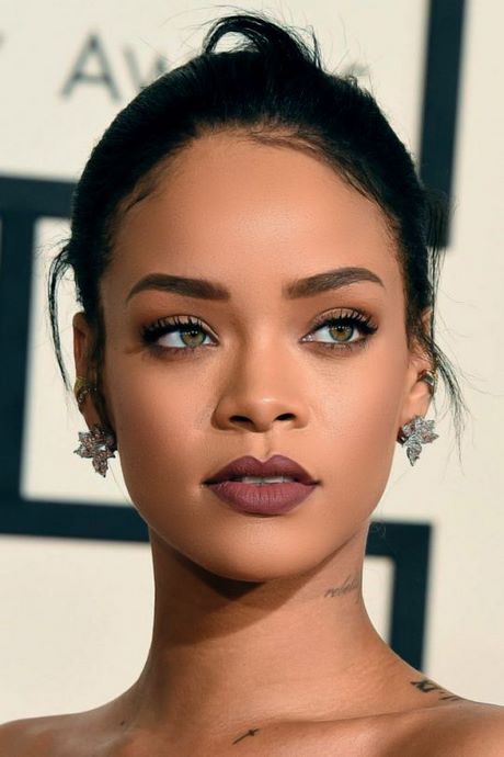 rihanna-makeup-tutorial-31_12 Rihanna make-up tutorial