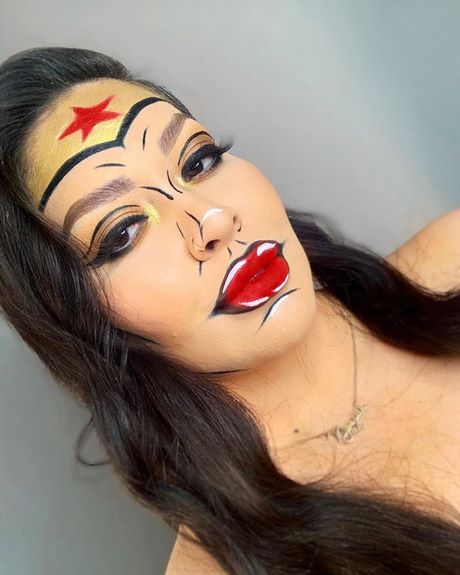 superwoman-makeup-tutorial-09_14 Superwoman make-up les