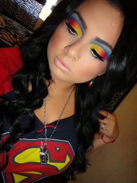 superwoman-makeup-tutorial-09_3 Superwoman make-up les