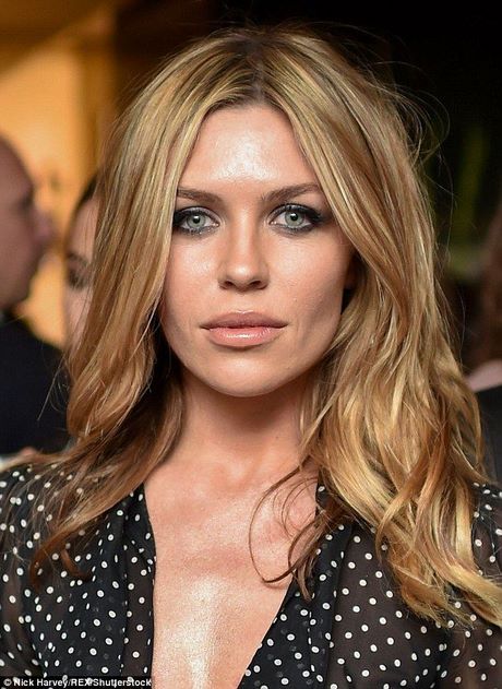 abbey-clancy-makeup-tutorial-29_16 Abbey clancy make-up tutorial