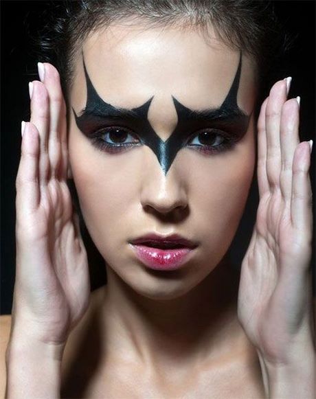 batman-eye-makeup-tutorial-59_16 Batman oog make-up tutorial