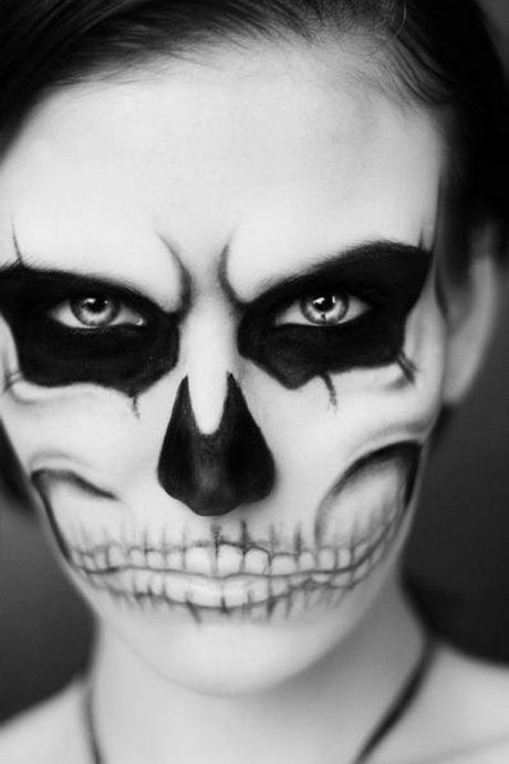 black-and-white-skull-makeup-tutorial-52_16 Zwart-wit schedel make-up tutorial