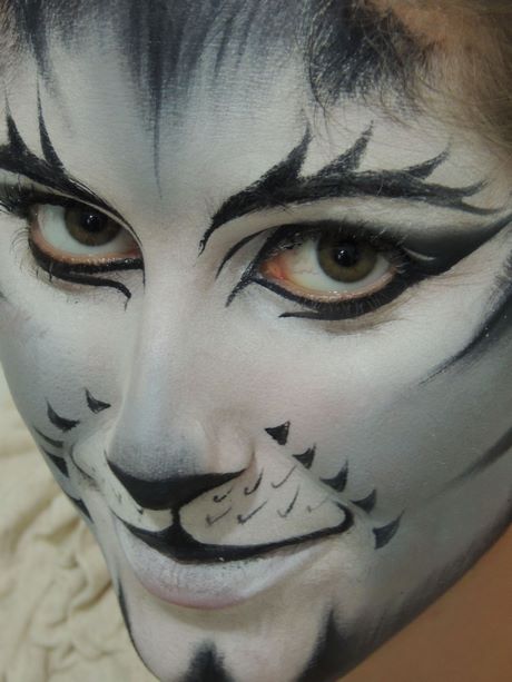 broadway-cats-makeup-tutorial-96_18 Broadway cats make-up tutorial