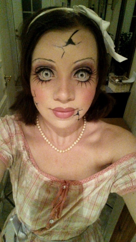 creepy-broken-doll-makeup-tutorial-80_2 Creepy broken doll make-up tutorial