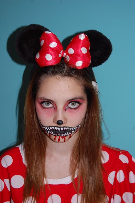 creepy-minnie-mouse-makeup-tutorial-27_15 Creepy Minnie mouse make-up tutorial
