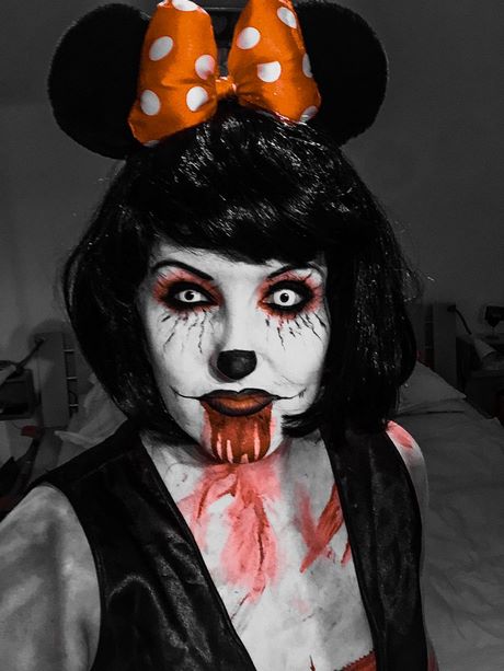 creepy-minnie-mouse-makeup-tutorial-27_8 Creepy Minnie mouse make-up tutorial