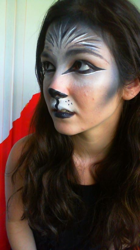 Flirty wolf make-up tutorial