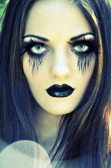 goth-makeup-tutorial-for-blue-eyes-51_2 Goth make-up tutorial voor blauwe ogen