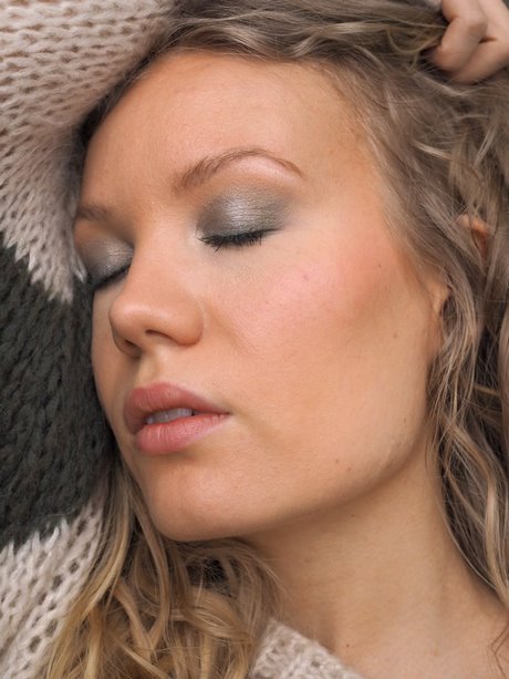 makeup-tutorial-cover-dark-circles-29_7 Make-up tutorial cover donkere kringen