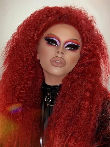 makeup-tutorial-for-dyed-red-hair-06_15 Make - up tutorial voor geverfd rood haar