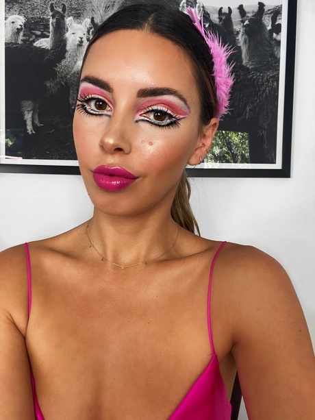 pink-lip-makeup-tutorial-88_11 Roze lip make-up tutorial