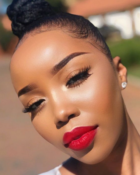 red-lips-makeup-tutorial-black-women-55 Rode lippen make-up tutorial zwarte vrouwen