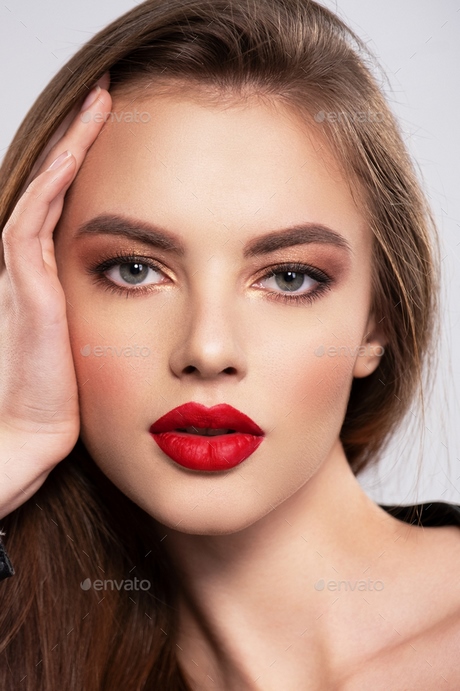 red-lips-makeup-tutorial-black-women-55_15 Rode lippen make-up tutorial zwarte vrouwen
