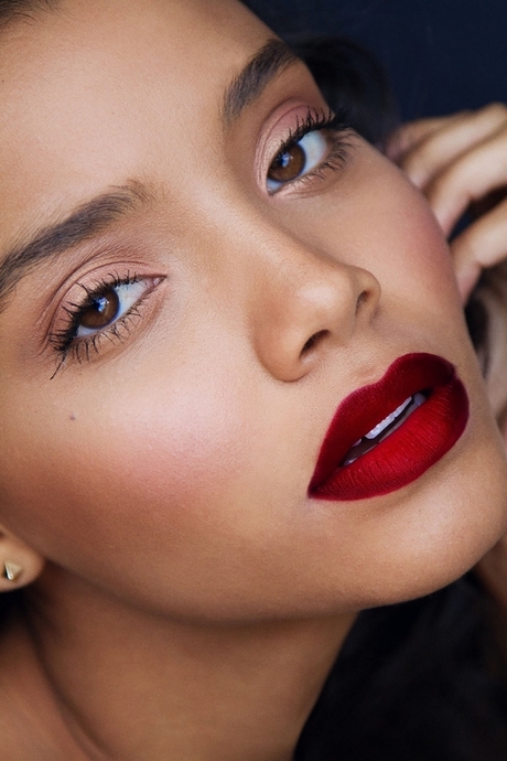 red-lips-makeup-tutorial-black-women-55_5 Rode lippen make-up tutorial zwarte vrouwen