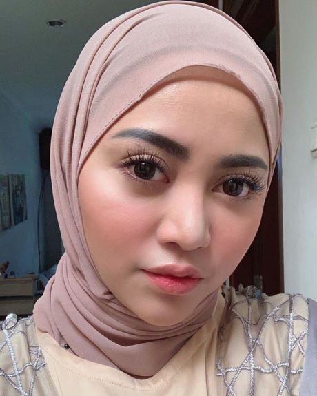 tutorial-makeup-untuk-hijab-11_12 Zelfmake-up voor kinderen