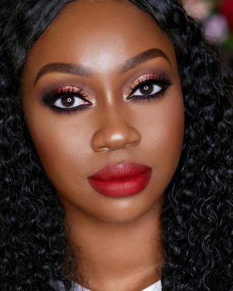 black-women-makeup-tutorial-2023-74_15 Zwarte vrouwen make-up tutorial 2023