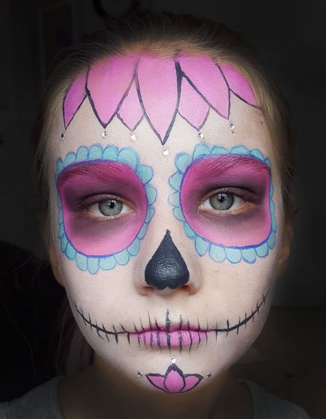 Kleurrijke skeleton make-up tutorial