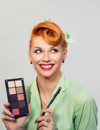 easy-pinup-makeup-tutorial-99_16 Eenvoudige pinup make-up tutorial
