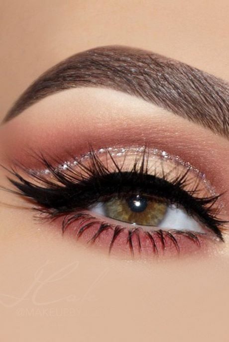 eyeliner-makeup-tutorial-2023-32_7 Eyeliner make-up tutorial 2023
