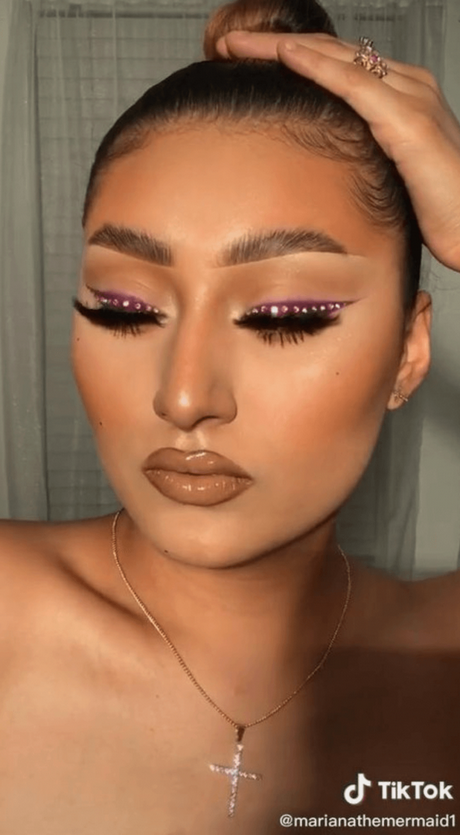 smokey-eye-makeup-tutorial-for-black-women-64 Smokey eye make-up tutorial voor zwarte vrouwen