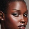 Natuurlijke make-up les voor donkere zwarte vrouwen