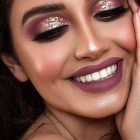 Glamoureuze make-up tutorial voor bruine ogen