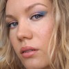 Donkerblauwe oogschaduw make-up tutorial