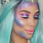 Blauwe zeemeermin make-up tutorial