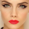 Make-up met rode lippenstift tutorial