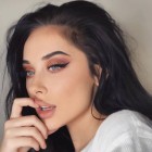 Mooi meisje make-up tutorial