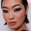 Dramatische bruine oog make-up tutorial