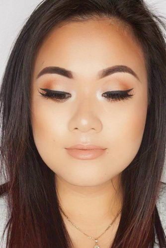 Natuurlijke make-up tutorial voor bruine ogen Aziatische